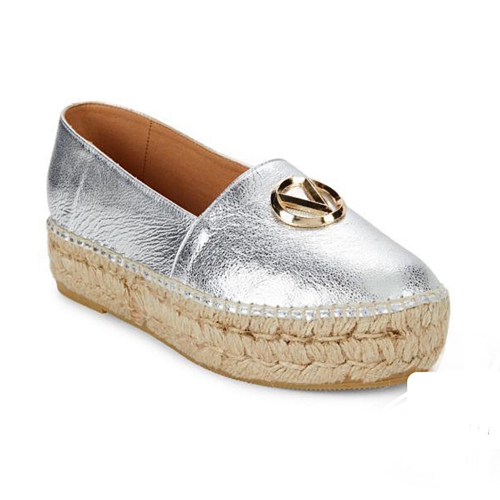 Valentino Silver Espadrille Shoe Size 9 Gold Logo Platform Jessica Closed Toe - Picture 13 of 17